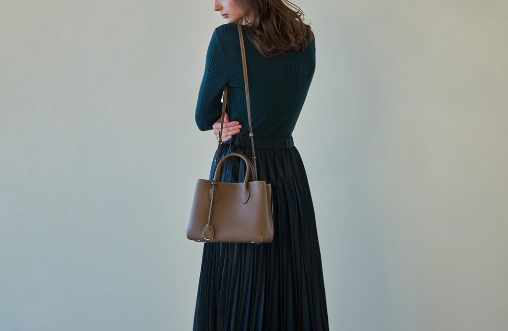 ミア トートバッグ (25 スモール シュリンク)